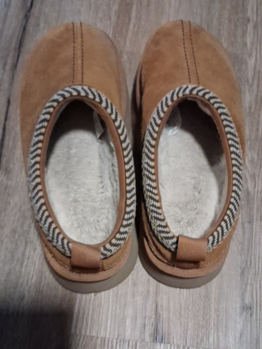 6 Koolaburra Tan Suede Slip-On Loafers with Patterned Collar - Picture 2 of 8